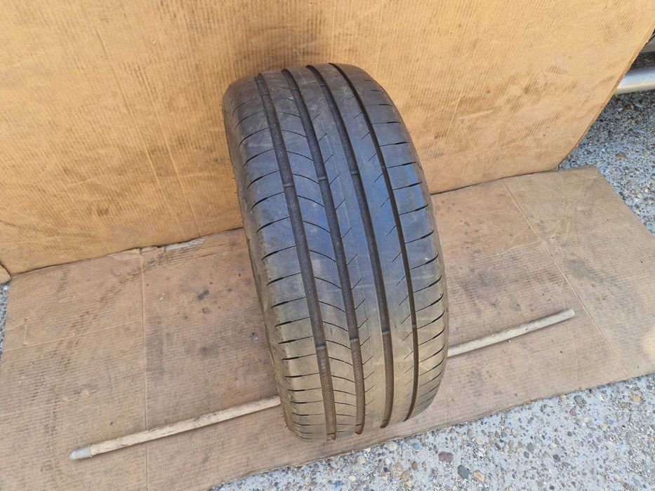 1 Goodyear R19 245/40 Лятна гума  DOT1125