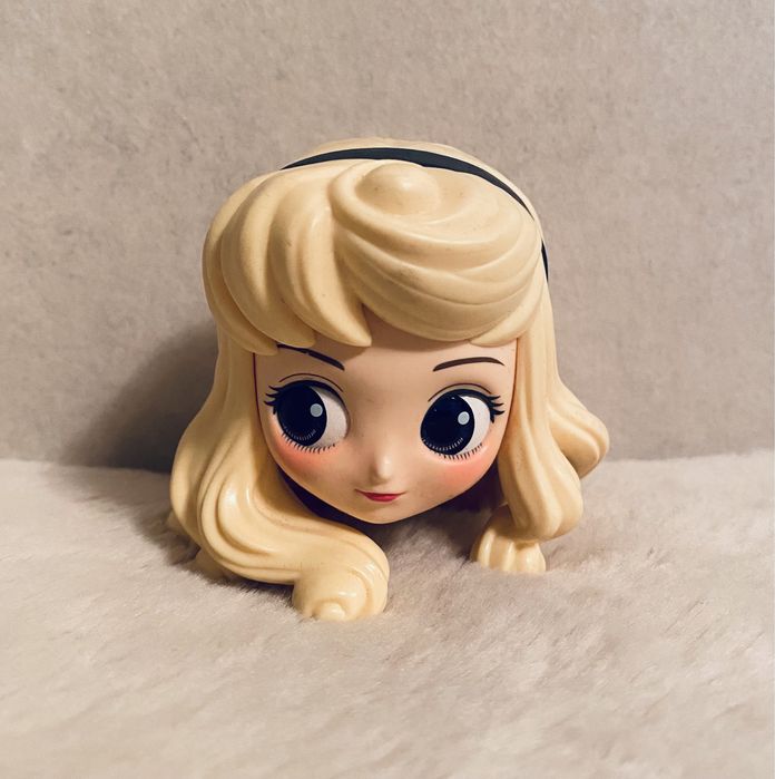 Голова от куклы Аврора