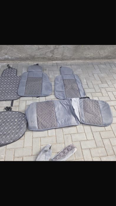 Продам чехлы универсальные