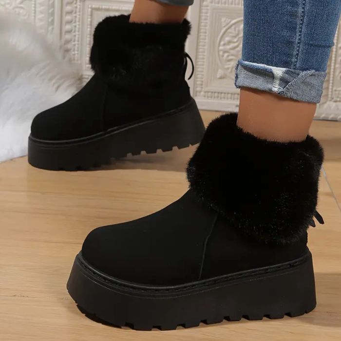 Черные зимние сапоги/ботинки