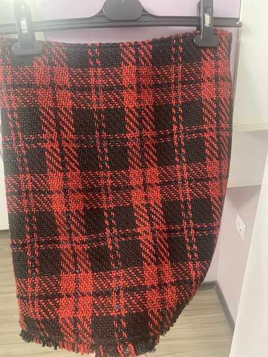 Къса пола MOHITO