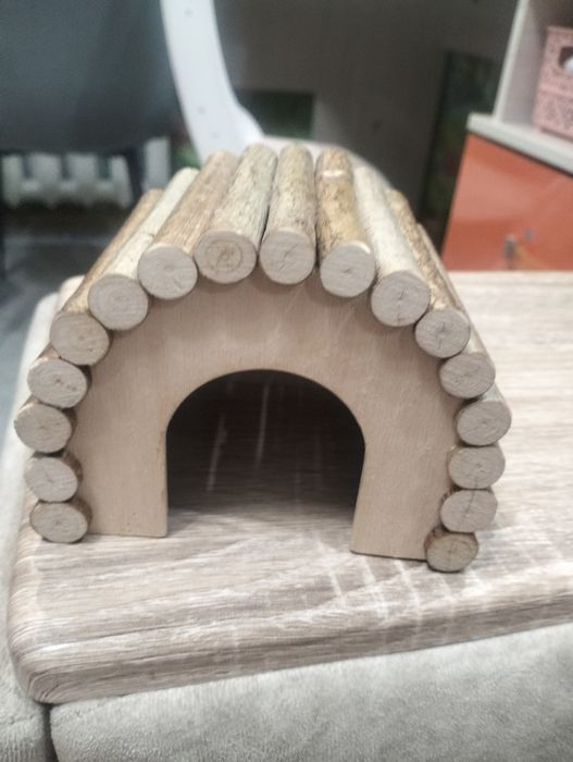 Продам деревянный домик для вашего питомца