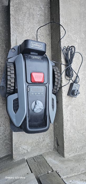 Косачка робот ..