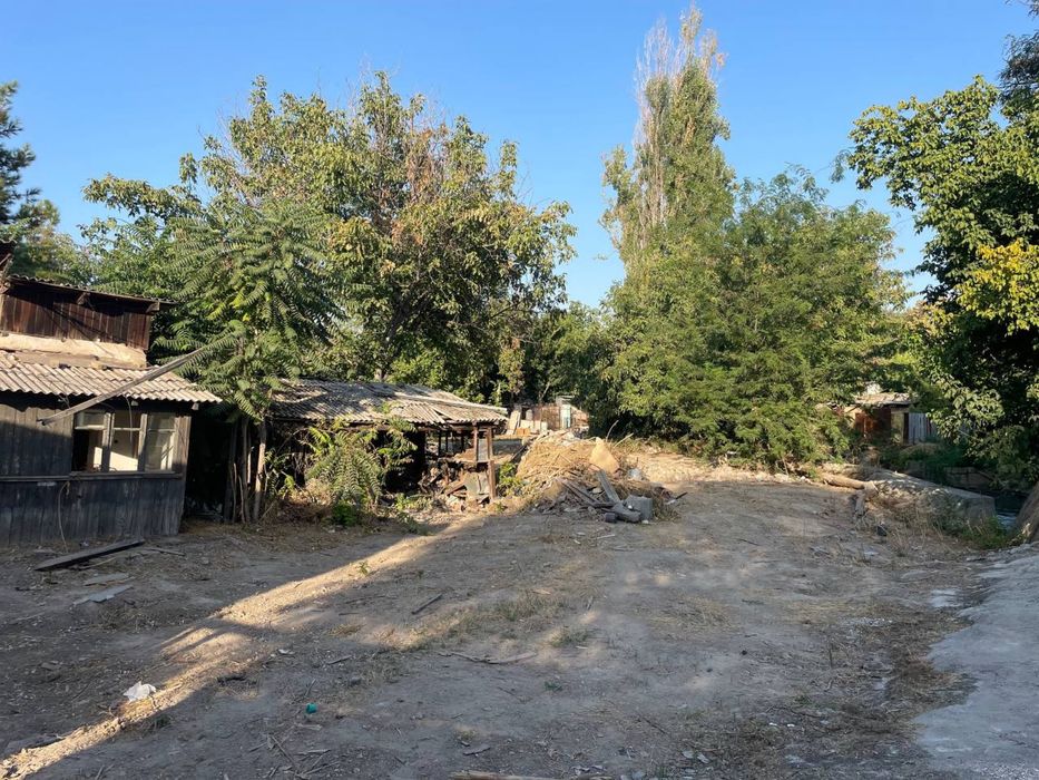 Циалковская 9,5 соток на берегу воды