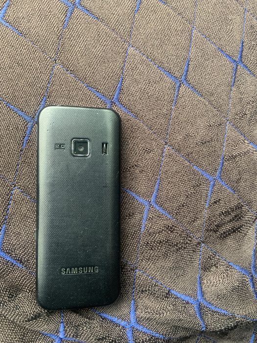 Продам телефон Самсунг С3332