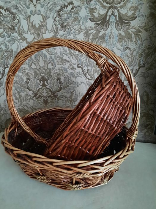 Корзинки плетенные