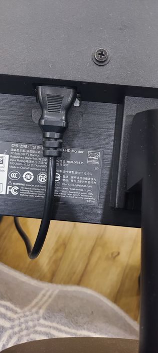 Продам монитор б.у