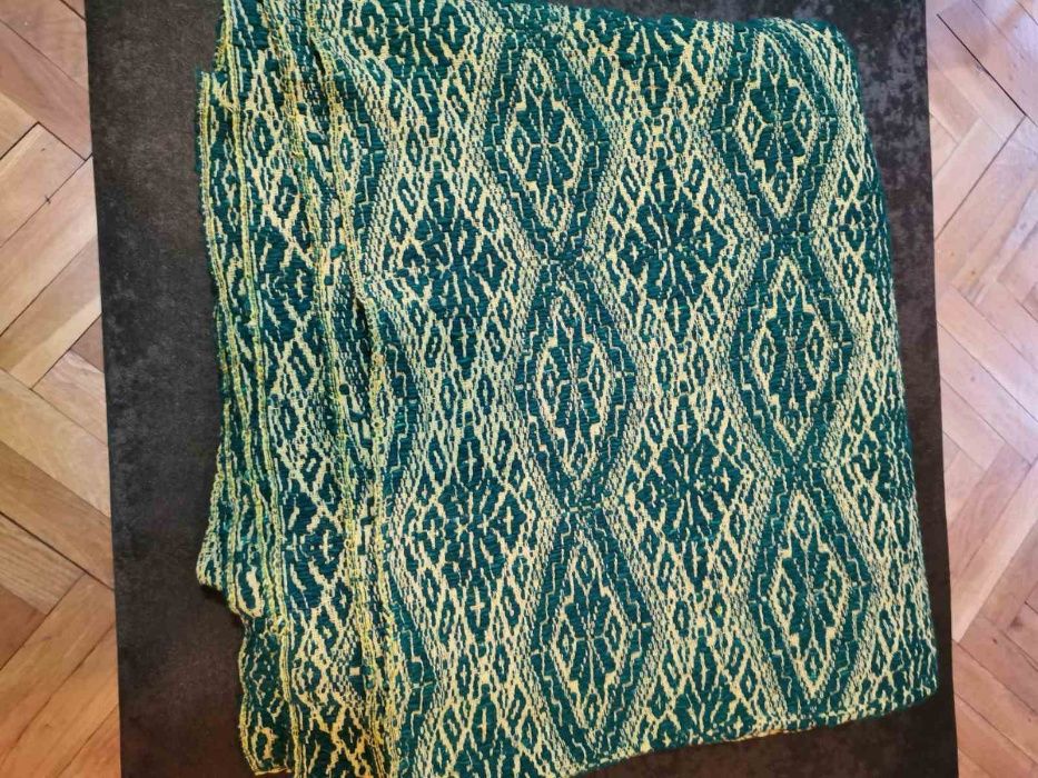 Продавам нови килими