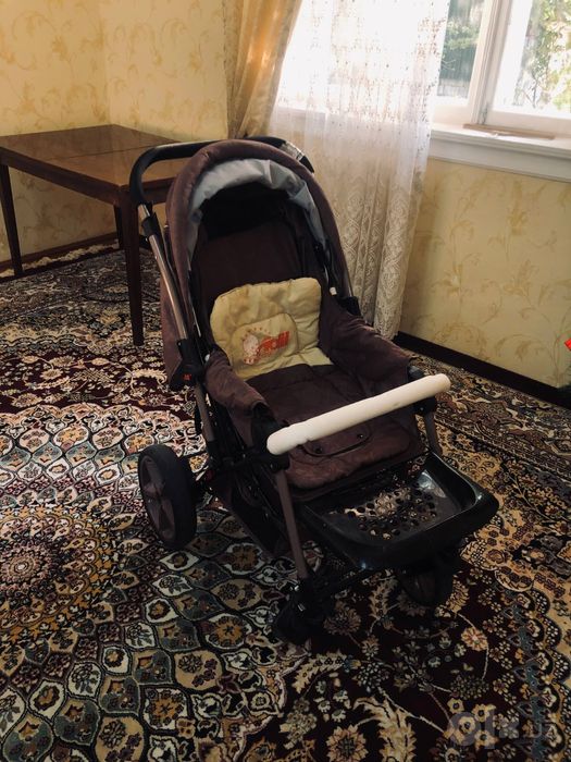 Десткая коляска для прогулок