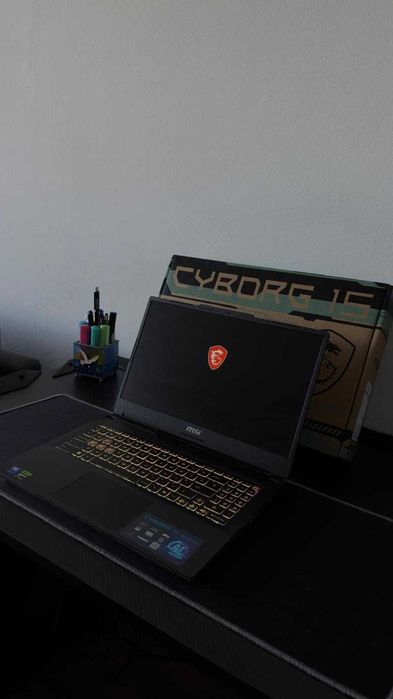 MSI Cyborg 15 AI | RTX 4060 | Core Ultra 7 | Cu Cutie + Mouse Cadou | Cluj-Napoca