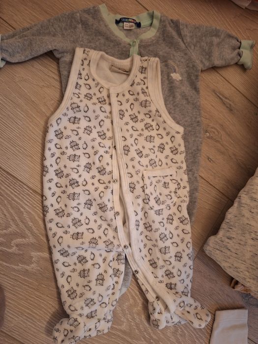 Лот момче 62 с различни марки, пижама AngelBaby