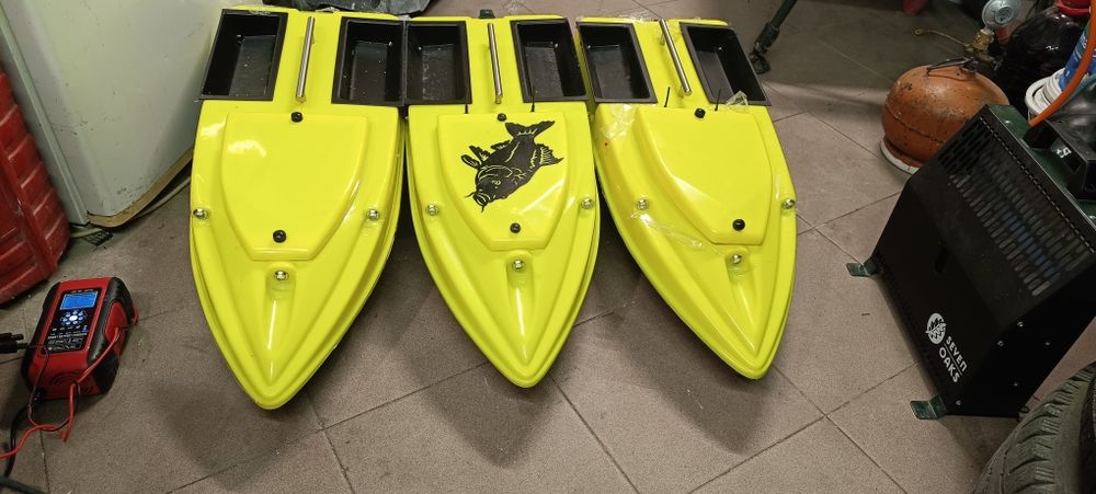 Лодка за захранка