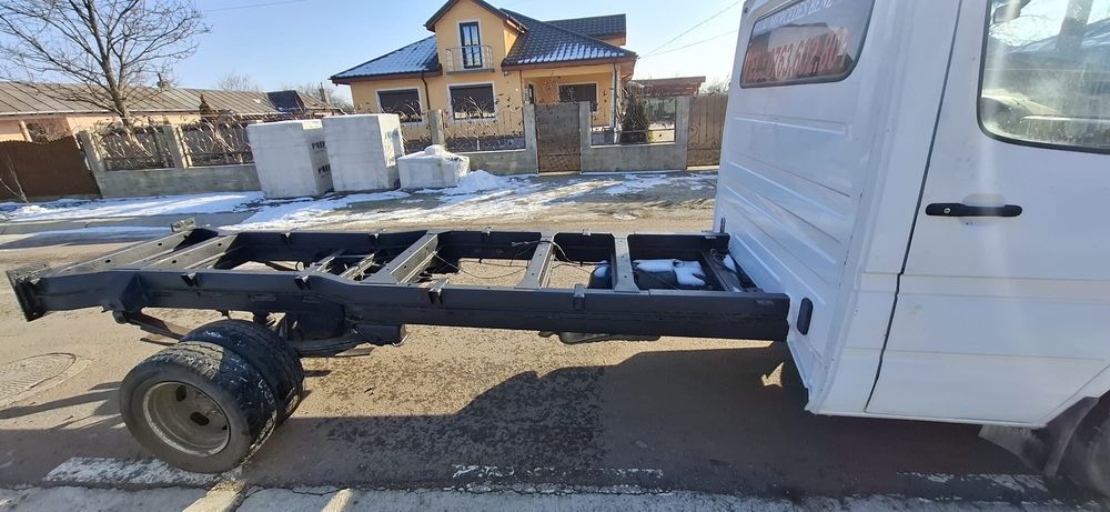 Vand platforma mercedes bentz