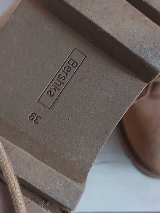 Bershka дамски боти