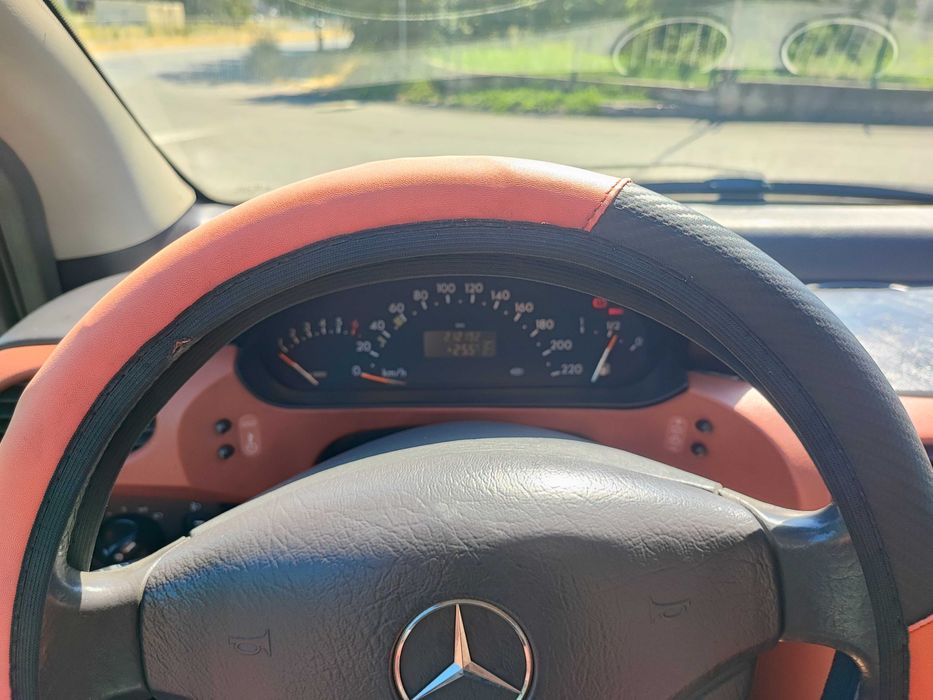 Продавам Mercedes A190
