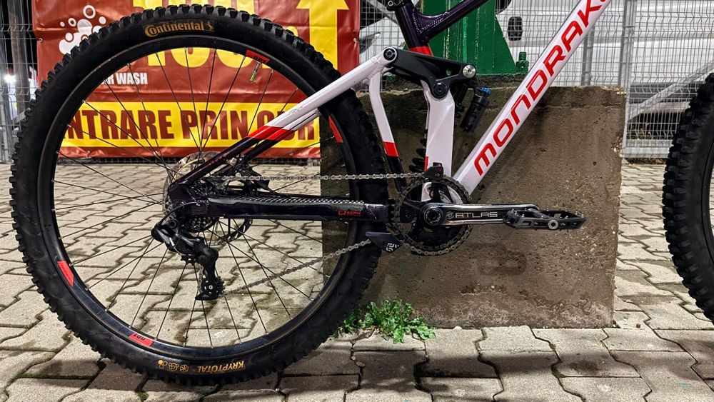 Bicicleta  Mondraker Summum 2022