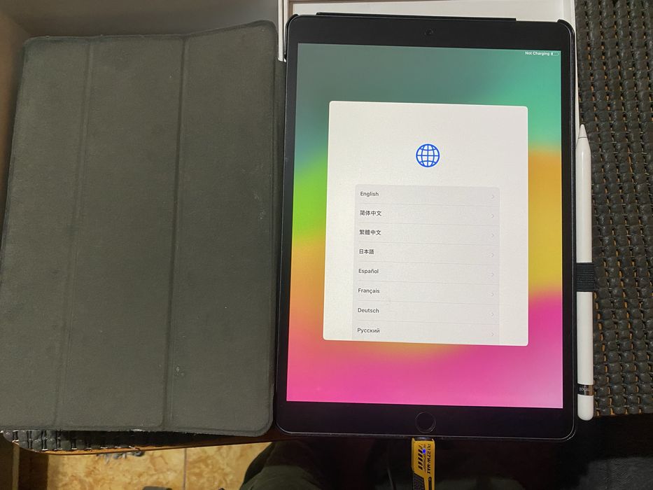 IPAD AIR a treia generatie Apple cu creion