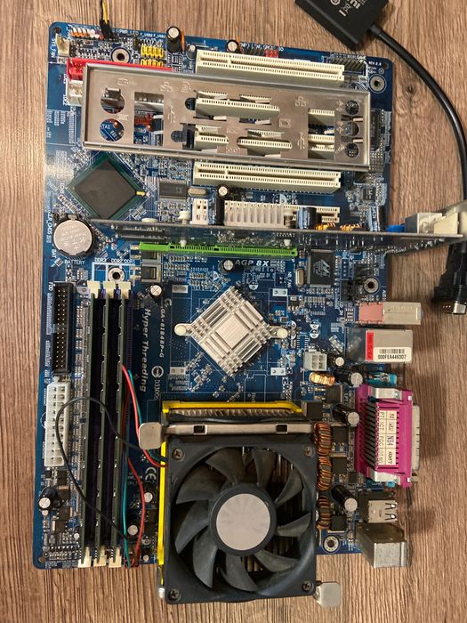 сокет 478  Pentium 4  ,мат платы  и память