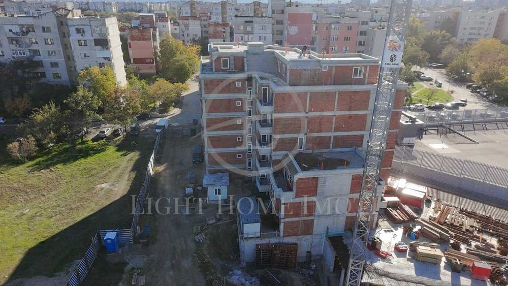 Продава се Двустаен апартамент в Пловдив, Тракия - 78 кв.м за 1092 €/кв.м - Снимка #2