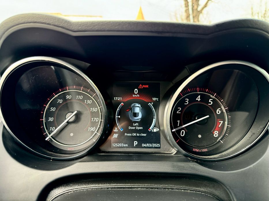 Jaguar F-TYPE british edition 3.0  supercharged 380 hp