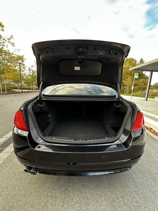 BMW Seria 5 F10 525d / 530d – 2011