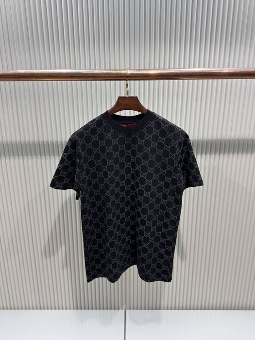 Мъжки тениски различни модели