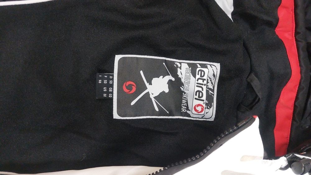 Якета  за ски  .