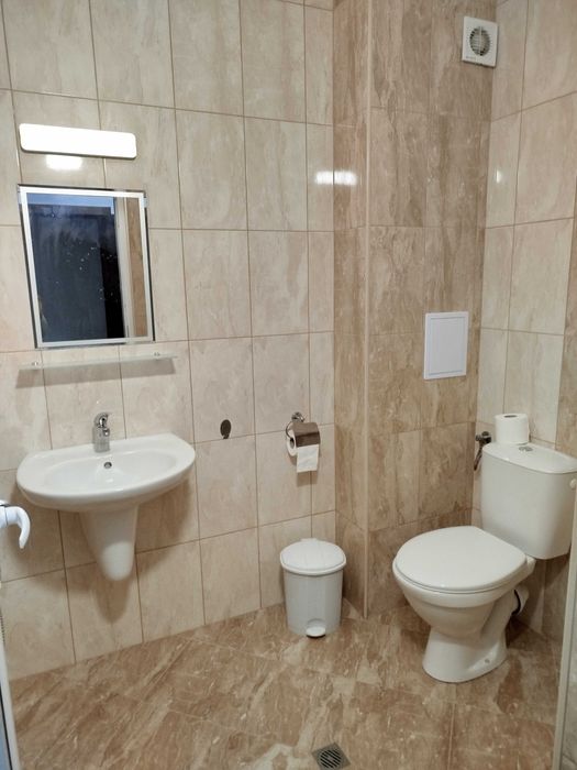 Апартаменти, стаи под наем, квартири