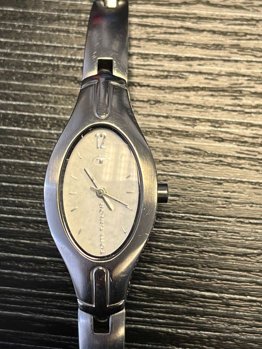 Дамски часовник от Tom Tailor в сребрист  цвят