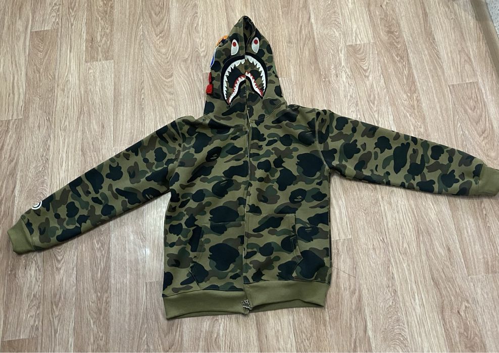 Продам зип-худи Bape