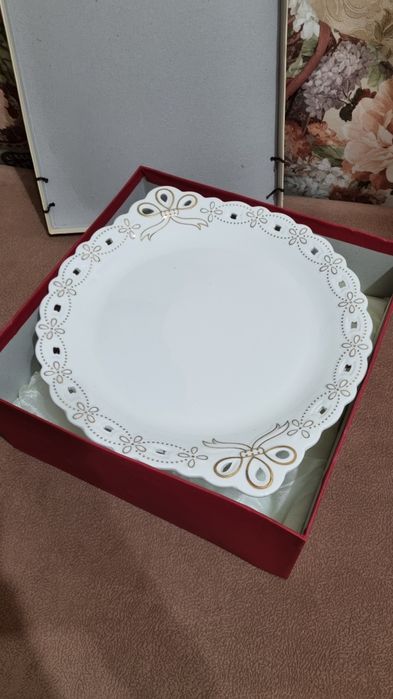 Тортница на ножке / ваза