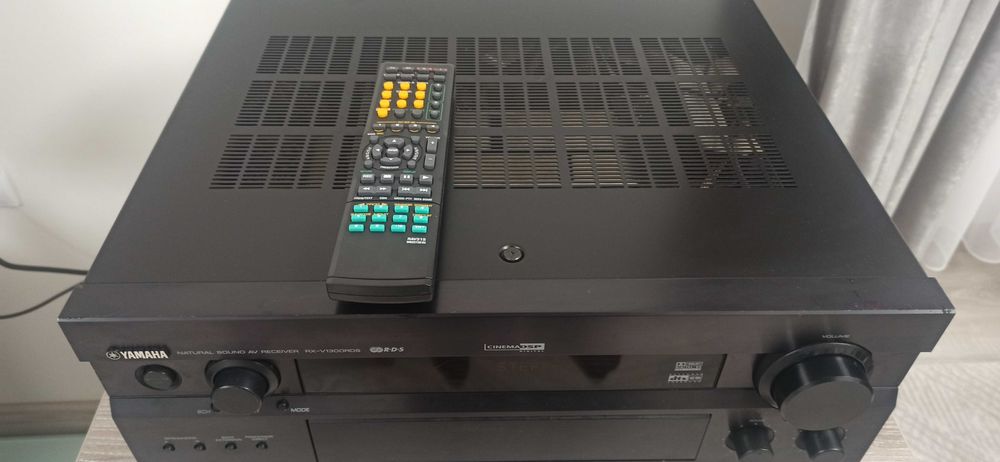 Yamaha RX-V1300RDS 6.1 канала дистанционно