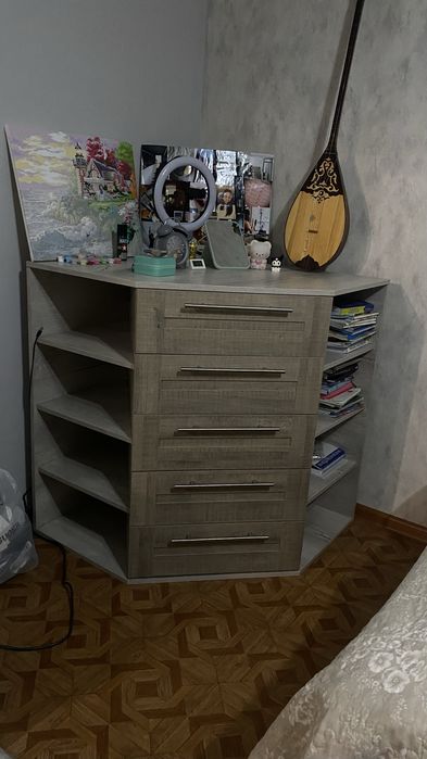 Спальные гарнитуры