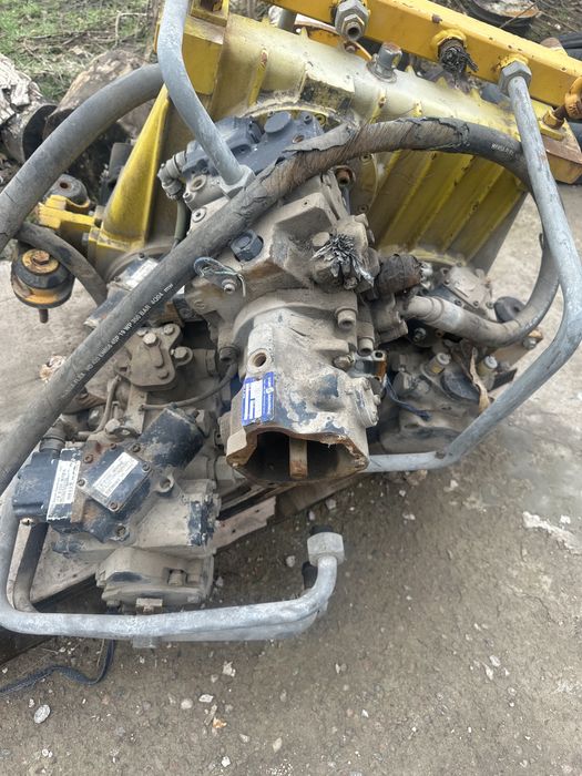 Продается гидронасос в сборе от асфальтоукладчика dynapac