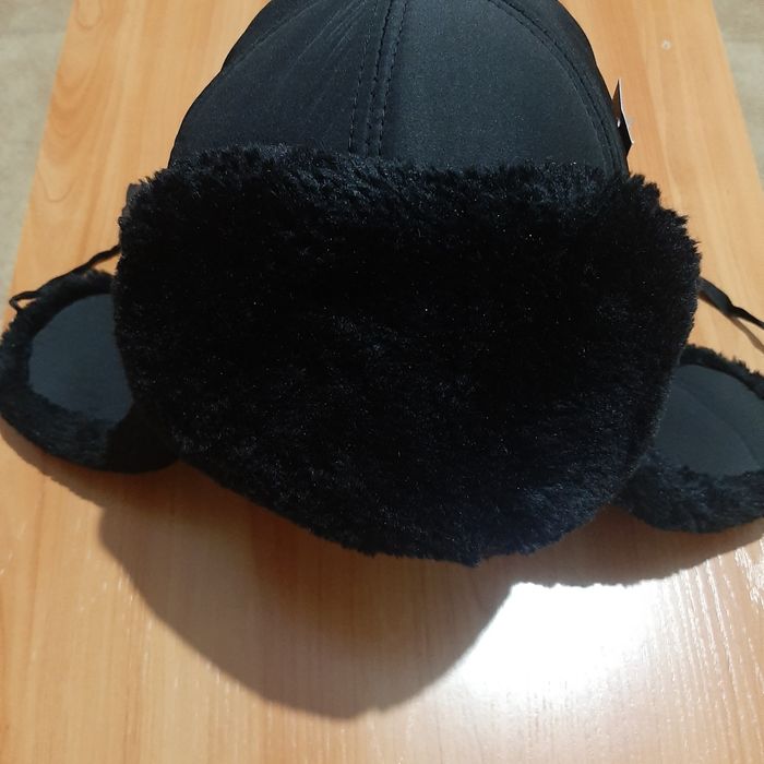 Шапка--ушанка. НОВАЯ. 56 Размер.