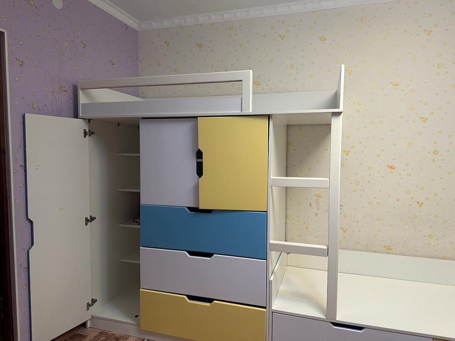 Продам детскую мебель