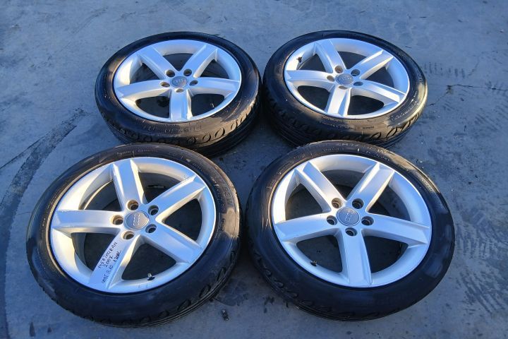 Jante aliaj cu anvelope 17 - set 8K0071497 7JX17H2 ET46 205/50 R17 8K