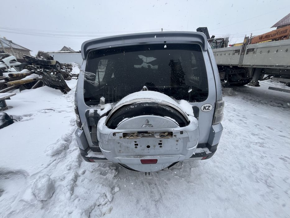 Митсубиси паджеро 4