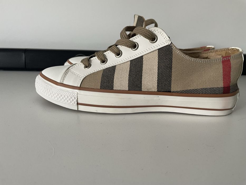 Tenesi Burberry Burberry Burberry