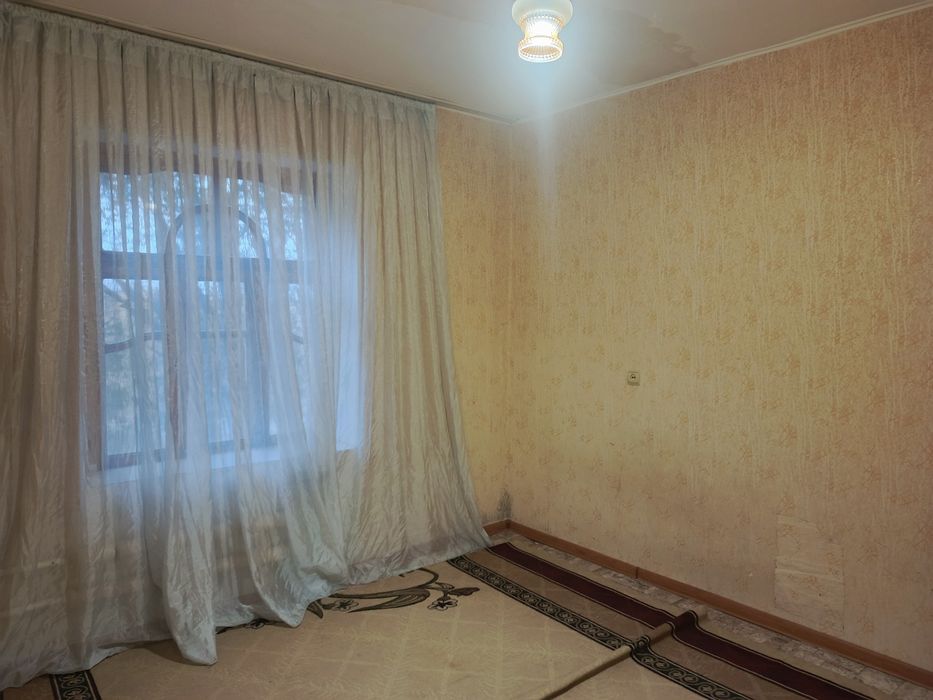 Arenda kvartira 2 xonalai 8 mikrarayon