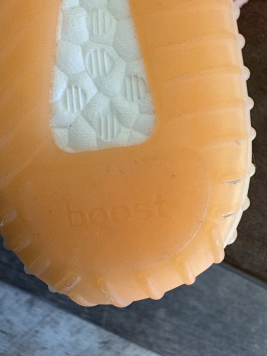 Yeezy adidas , panza , nike