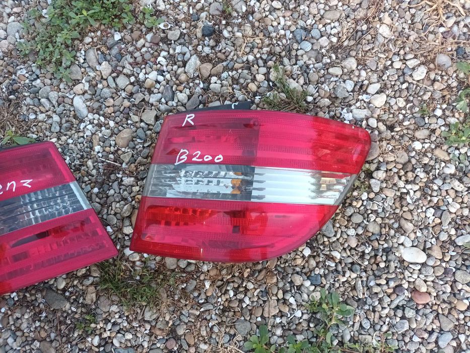 ляв и десен стоп за мерцедес Б класа в245 MERCEDES B - class W245