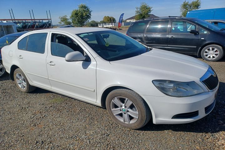 Etrier spate STANGA Skoda Octavia a 2-a generatie (facelift)