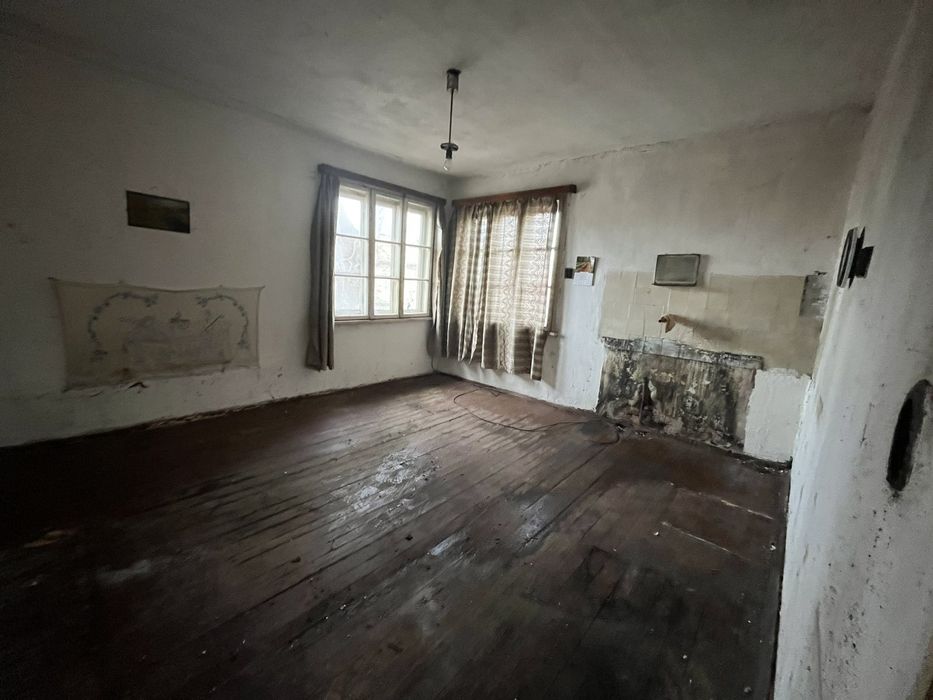 Продава се Къща в Радомир - 160 кв.м за 220 €/кв.м - Снимка #6