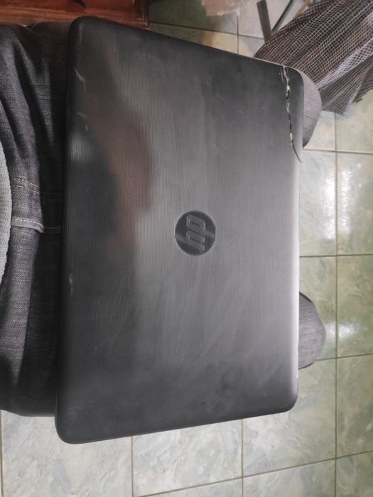 Laptop HP model 17 y050ng de piese 8 GB de RAM