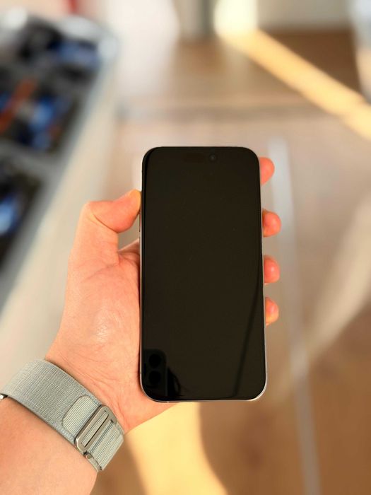 Apple Iphone 15 pro - 128 gb - natural titanium -