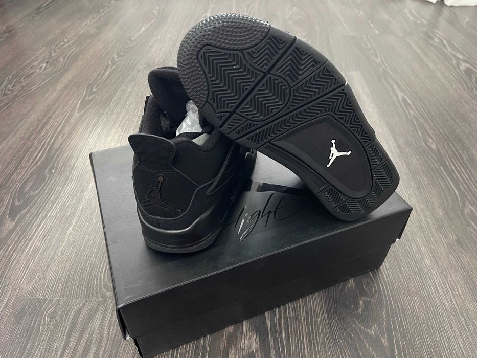 Adidasi NIKE Air JORDAN 4 Retro Black Cat Premium din Piele la Cutie