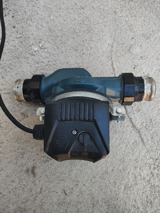 Водяной насос с регулируемой