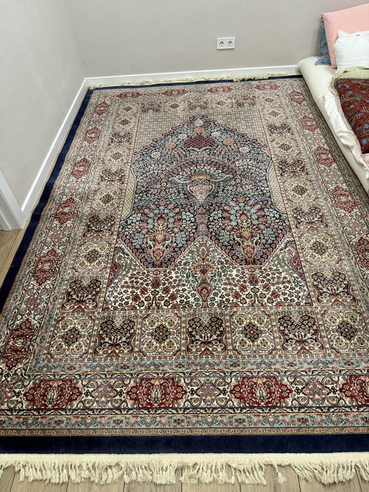 Ковер б/у размер  3*2.