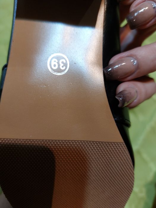 Туфли НОВЫЕ продам